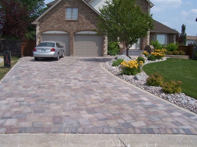 Driveway Landscaping Ideas How to create asphalt driveways that are