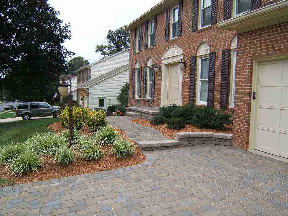 Driveway Landscaping Pictures Landscaping around the ...