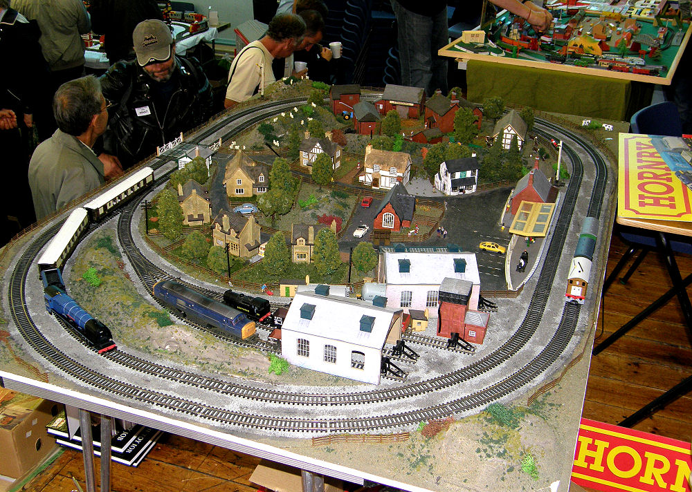 Model Railway Layouts Hornby Plans model train rock molds Rachel 