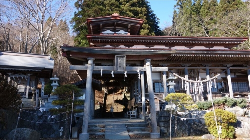 鵜鳥神社拝殿