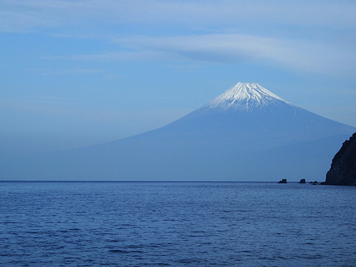 うっすらイイ富士山！