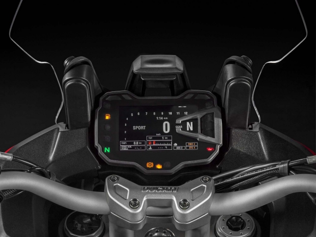 2015-Ducati-Multistrada-1200-07[2]
