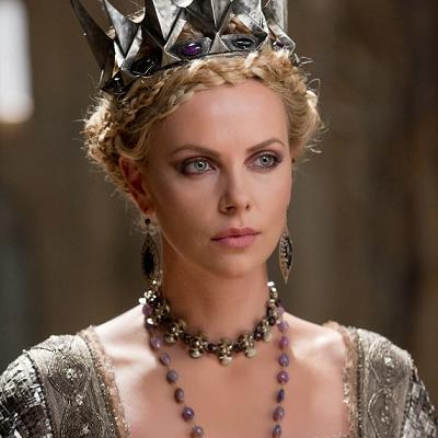 SNOW WHITE AND THE HUNTSMAN10
