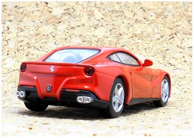 kyosho_ferrari_f12berlinetta_005s.jpg
