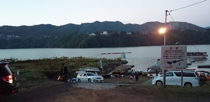 20141026-5関東Cブロックチャンピオンシップ朝の津久井湖2.JPG