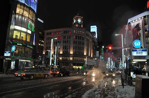 tokyo snow view, ginza 4-chome crossing, 250114 1-4_s